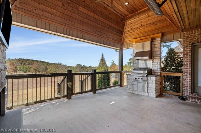 8331 Howard Hill Road, Fort Smith, AR 72916