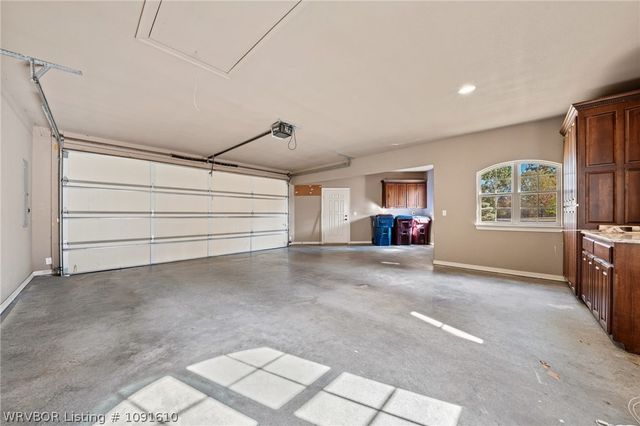 8331 Howard Hill Road, Fort Smith, AR 72916