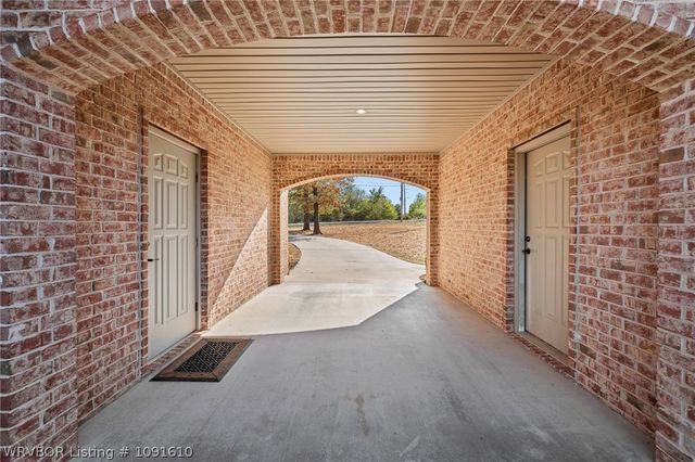 8331 Howard Hill Road, Fort Smith, AR 72916