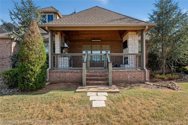 8331 Howard Hill Road, Fort Smith, AR 72916