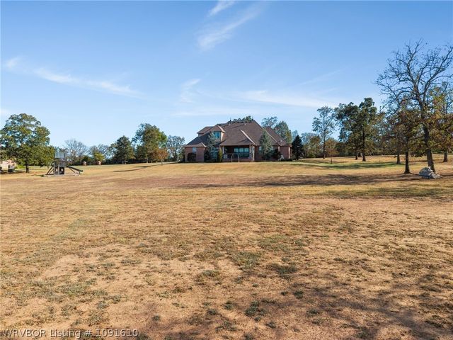 8331 Howard Hill Road, Fort Smith, AR 72916