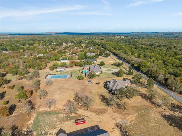 8331 Howard Hill Road, Fort Smith, AR 72916
