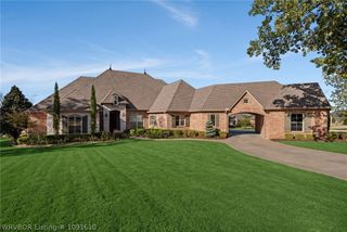 8331 Howard Hill Road, Fort Smith, AR 72916