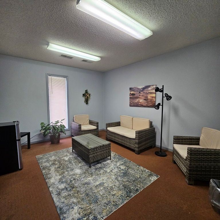 Image 22 of property listing at 1000 N 42nd Street, Mt Vernon, IL 62864