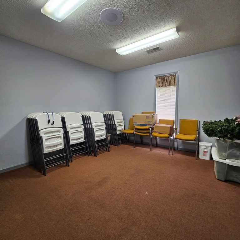 Image 24 of property listing at 1000 N 42nd Street, Mt Vernon, IL 62864