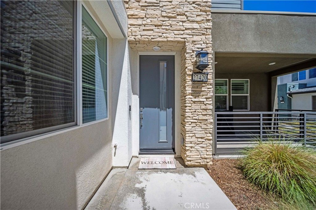 27420 Horizon View, Valencia, CA 91381 — photo 2