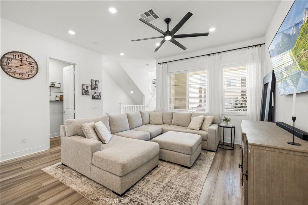 27420 Horizon View, Valencia, CA 91381 — photo 4