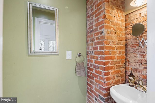 81 PRICE AVE, Lansdowne, PA 19050