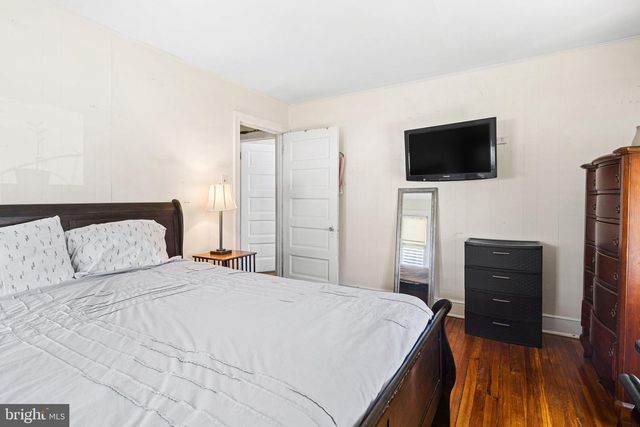 81 PRICE AVE, Lansdowne, PA 19050