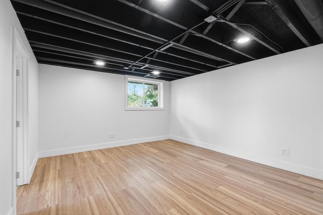 3707 W 121st Avenue, Crown Point, IN 46307