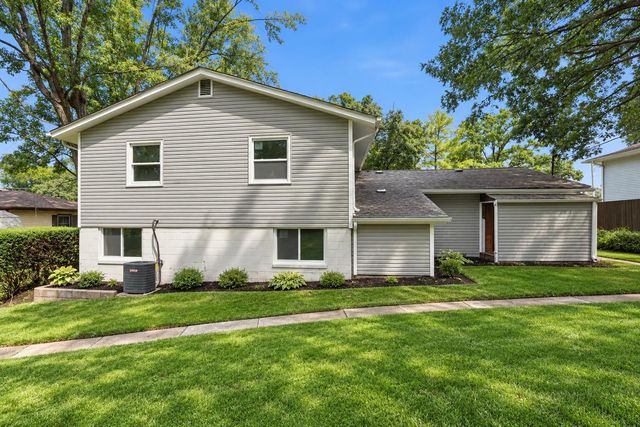 3707 W 121st Avenue, Crown Point, IN 46307