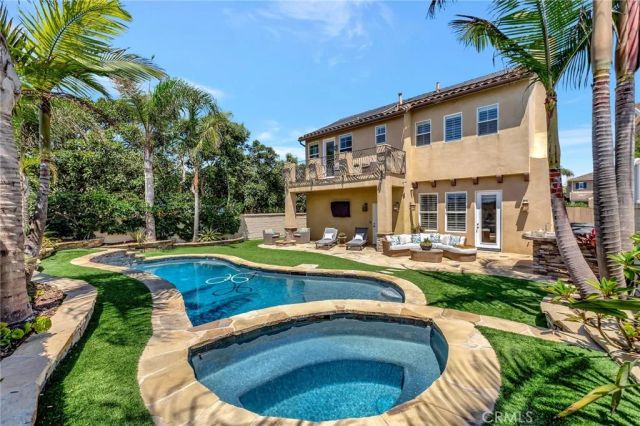 6572 Beachview Drive, Huntington Beach, CA 92648
