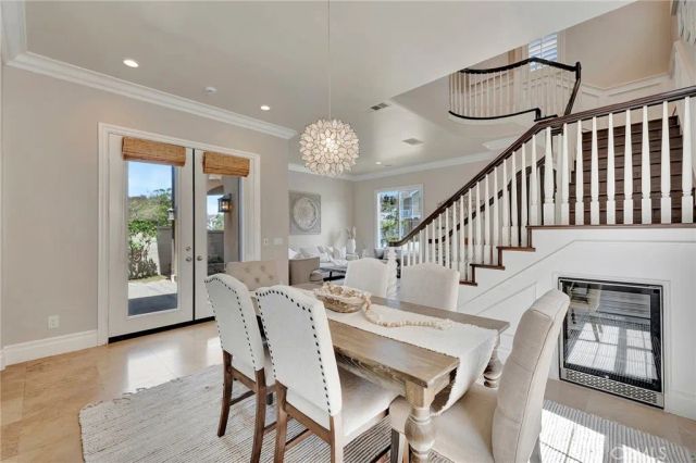 6572 Beachview Drive, Huntington Beach, CA 92648