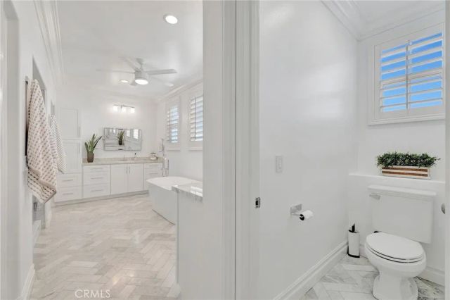 6572 Beachview Drive, Huntington Beach, CA 92648
