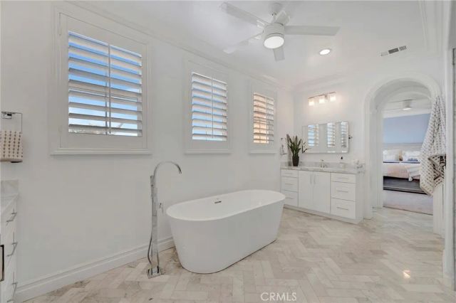 6572 Beachview Drive, Huntington Beach, CA 92648