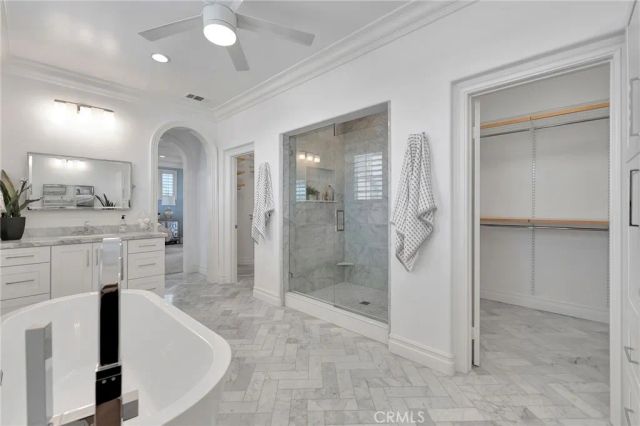 6572 Beachview Drive, Huntington Beach, CA 92648