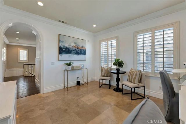 6572 Beachview Drive, Huntington Beach, CA 92648