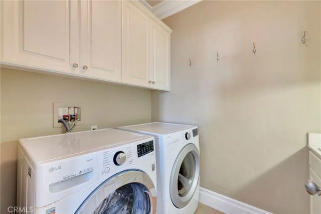 6572 Beachview Drive, Huntington Beach, CA 92648