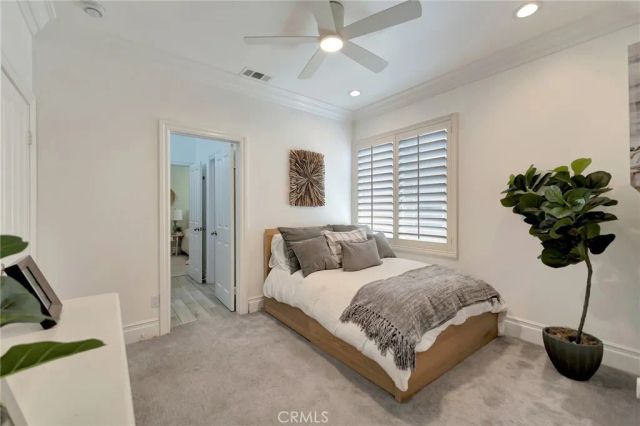 6572 Beachview Drive, Huntington Beach, CA 92648