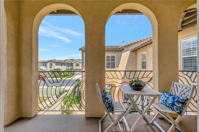 6572 Beachview Drive, Huntington Beach, CA 92648