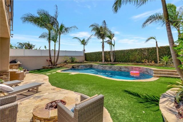 6572 Beachview Drive, Huntington Beach, CA 92648
