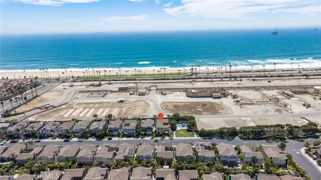 6572 Beachview Drive, Huntington Beach, CA 92648