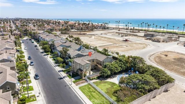 6572 Beachview Drive, Huntington Beach, CA 92648