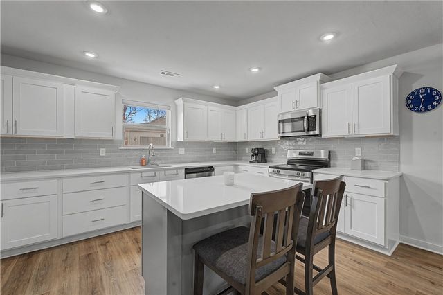 41 Shetland Drive, Bella Vista, AR 72715