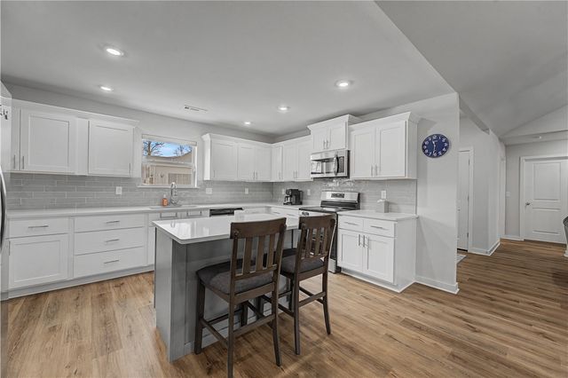 41 Shetland Drive, Bella Vista, AR 72715