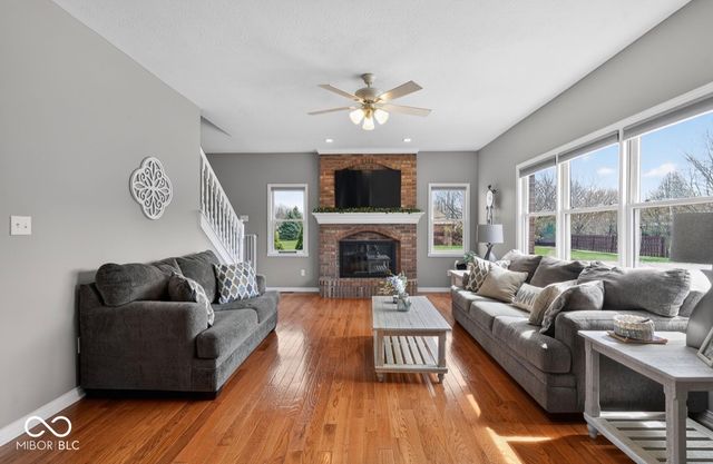 6177 W Broken Arrow Court, New Palestine, IN 46163