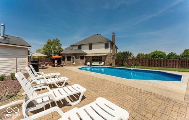 6177 W Broken Arrow Court, New Palestine, IN 46163