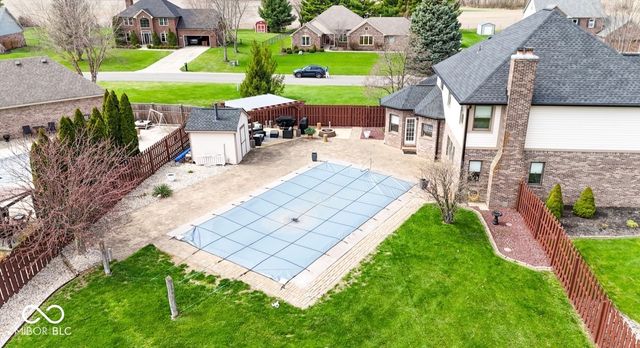 6177 W Broken Arrow Court, New Palestine, IN 46163