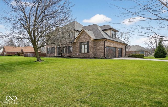 6177 W Broken Arrow Court, New Palestine, IN 46163