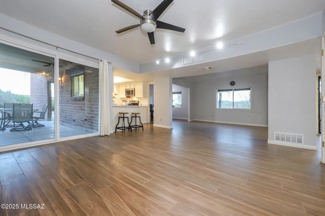 3220 W Westridge Avenue, Tucson, AZ 85745