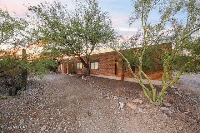 3220 W Westridge Avenue, Tucson, AZ 85745