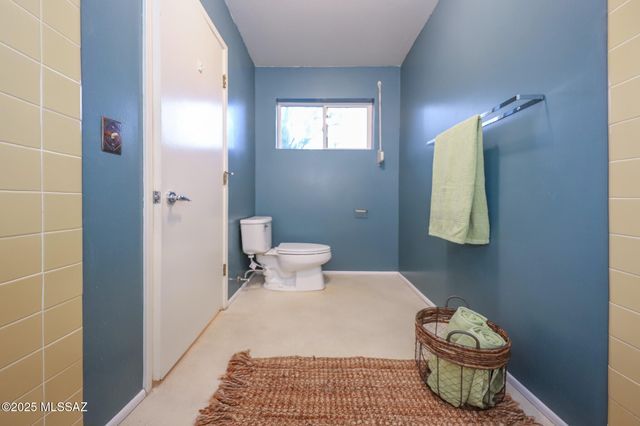 3220 W Westridge Avenue, Tucson, AZ 85745