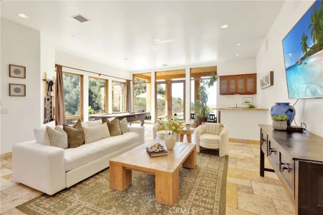 4322 Escondido Drive, Malibu, CA 90265