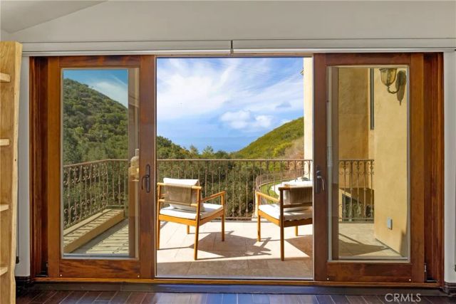 4322 Escondido Drive, Malibu, CA 90265