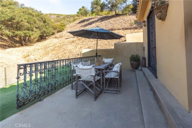 4322 Escondido Drive, Malibu, CA 90265