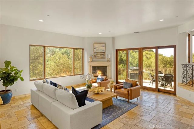 4322 Escondido Drive, Malibu, CA 90265