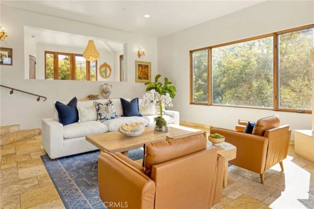 4322 Escondido Drive, Malibu, CA 90265