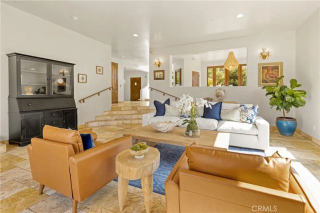 4322 Escondido Drive, Malibu, CA 90265