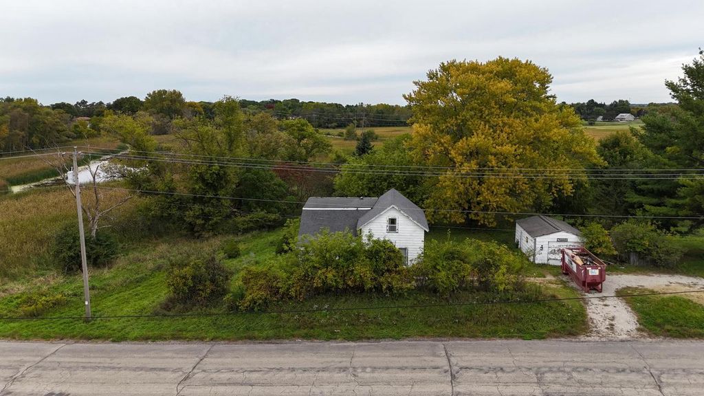 1334 BOOMER STREET, Watertown, WI 53094