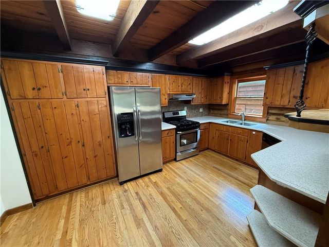 4707 Hilltop Drive NW, Acworth, GA 30101