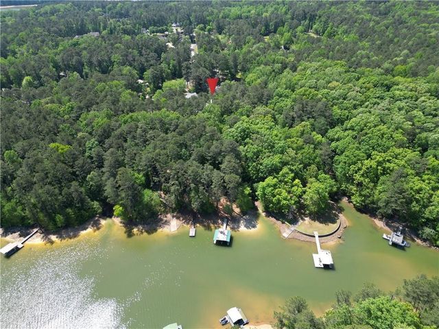 4707 Hilltop Drive NW, Acworth, GA 30101