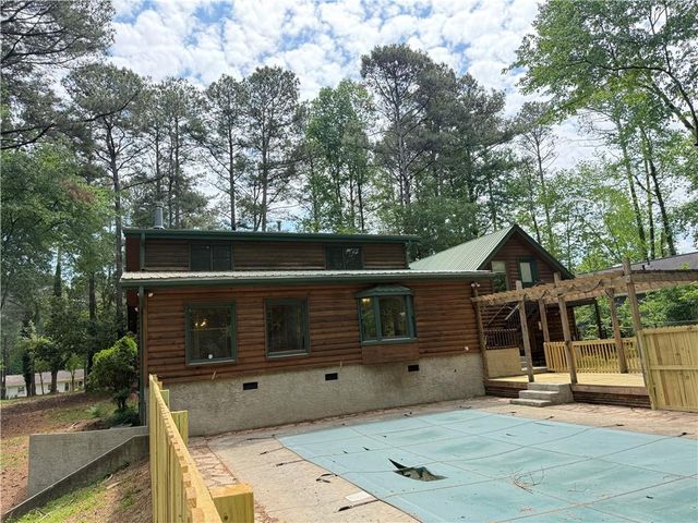 4707 Hilltop Drive NW, Acworth, GA 30101