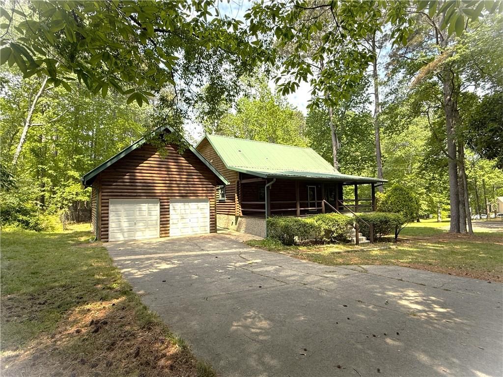 4707 Hilltop Drive NW, Acworth, GA 30101