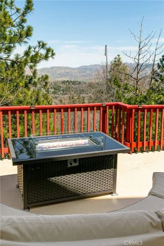 1251 Kodiak Drive, Lake Arrowhead, CA 92352