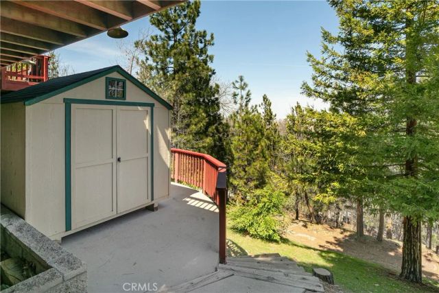 1251 Kodiak Drive, Lake Arrowhead, CA 92352