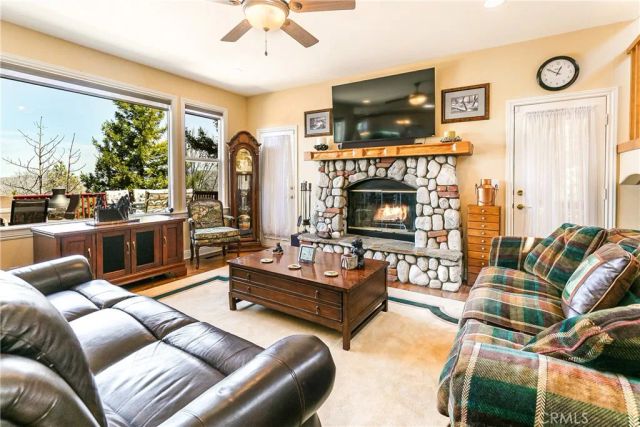 1251 Kodiak Drive, Lake Arrowhead, CA 92352